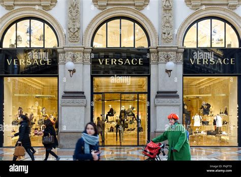 Versace in Galleria Vittorio Emanuele II 